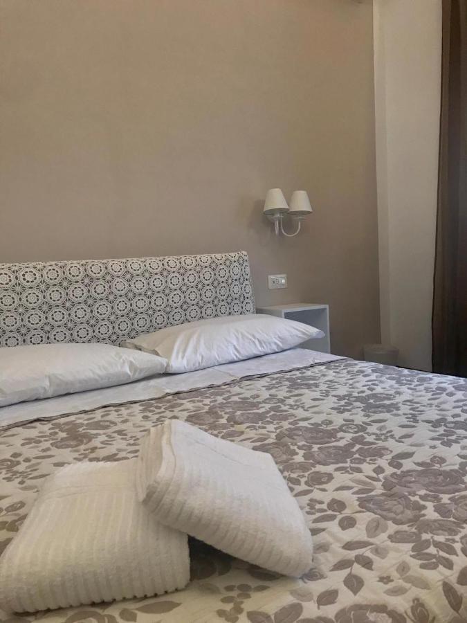 B&B I Due Teatri Napoli Ngoại thất bức ảnh