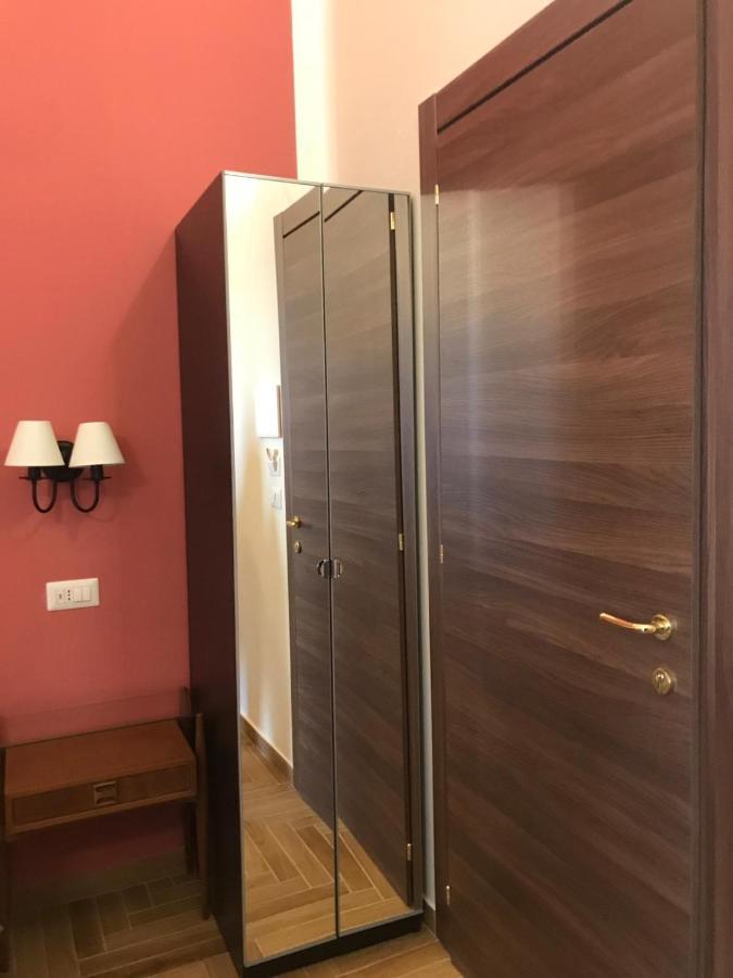 B&B I Due Teatri Napoli Ngoại thất bức ảnh